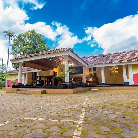 Chandragiri Wayanad Pool Bungalow By Voye Homes Vaduvanchal Exterior photo